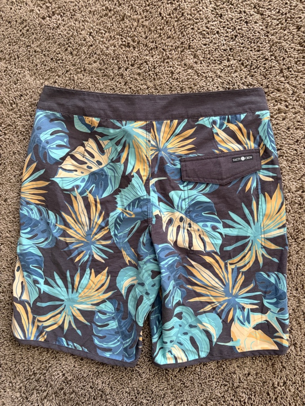 NWT! Salty Crew Men’s Boardshorts - Size 30 - Picture 3 of 6
